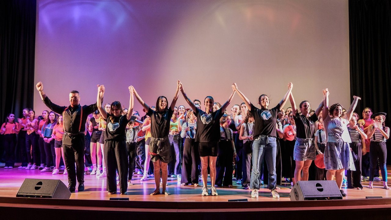 Espetáculo "Regresso aos Clássicos" do CCCD