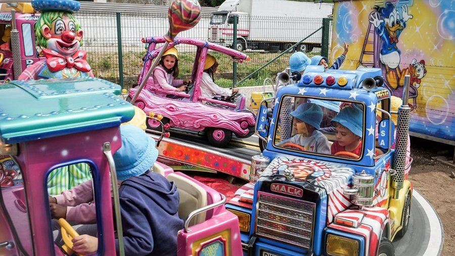 Crianças visitaram as Festas da Rocha 2023