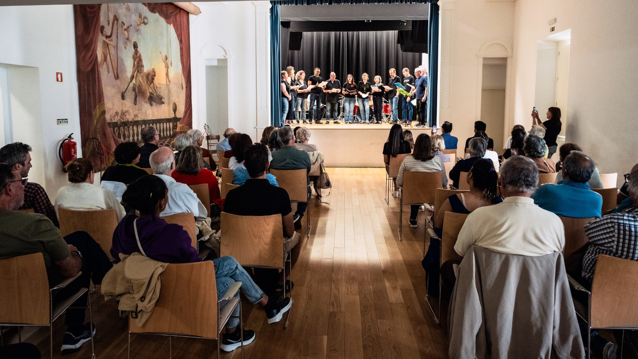 "Canções Heróicas" no salão da Sociedade Filarmónica Fraternidade de Carnaxide