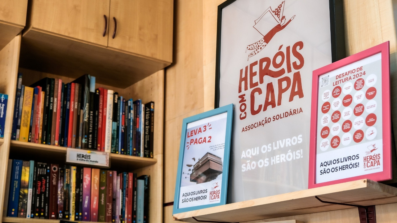 Apoie a Associação Solidária Heróis com Capa com o seu "voto"