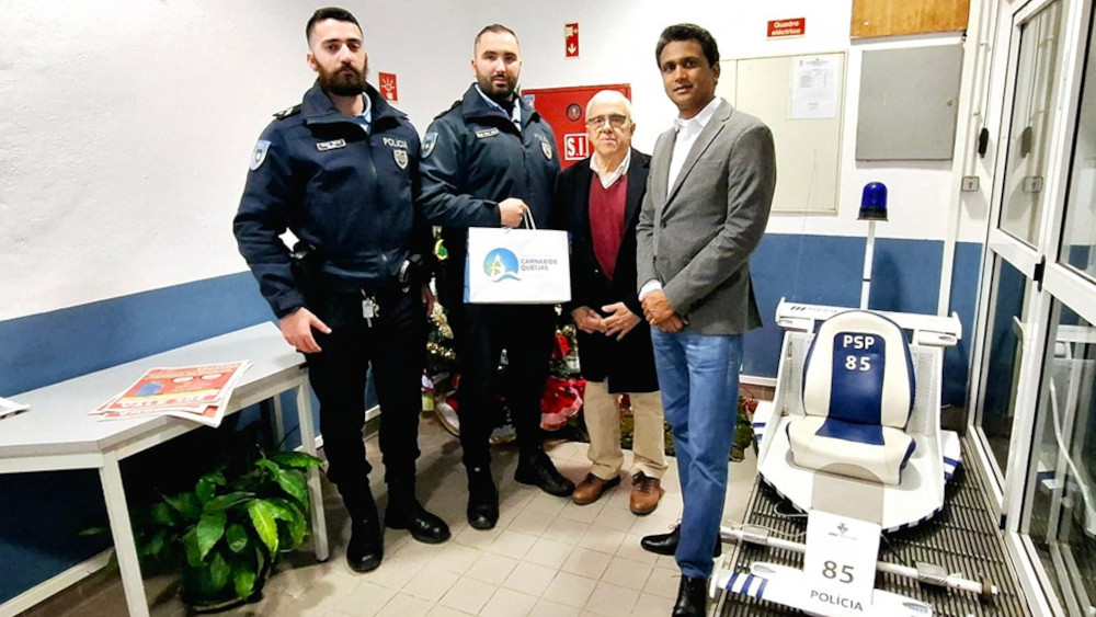 Obrigado soldados da paz e agentes da polícia 